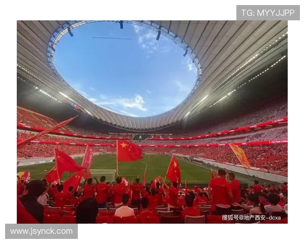 西安国际足球中心迎来首场正式比赛全新球场抢先体验 西安国际足球中心迎来首场正式比赛全新球场抢先体验